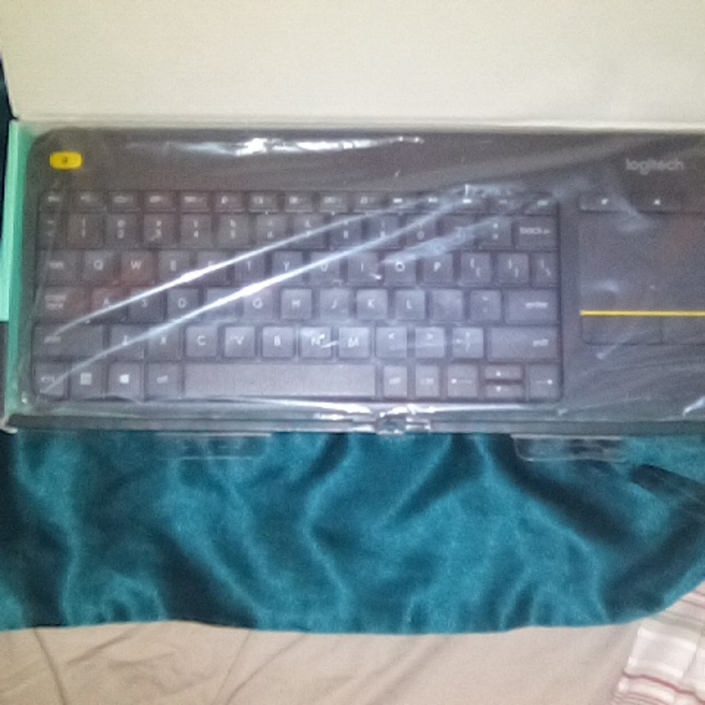 Keyboard - Picture 4 of 7